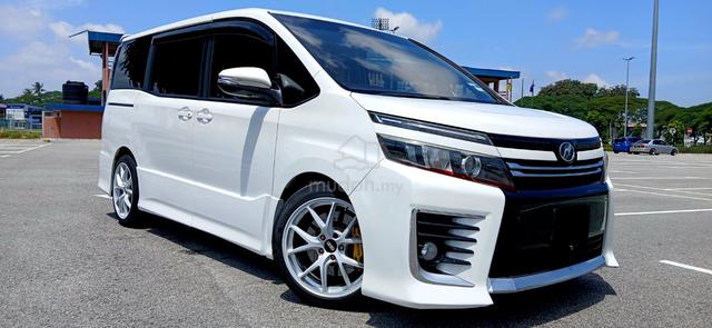 2014 Toyota VOXY 2.0 ZS (A) FULLOAN 7YRS - 2