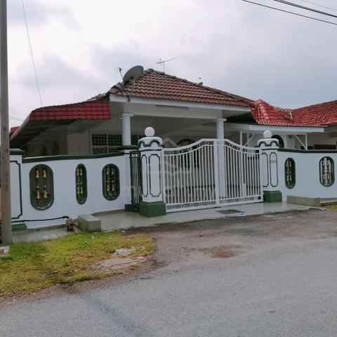 Malim Jaya Single Storey Semi-D House 1