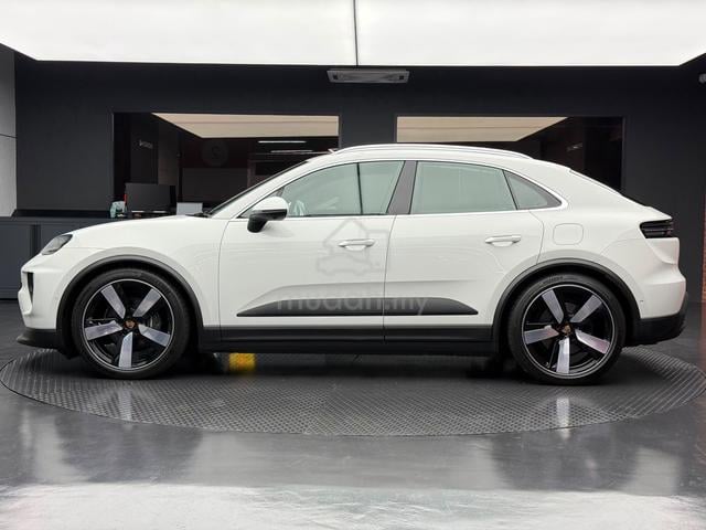 2024 Porsche MACAN 4 BEV - 3