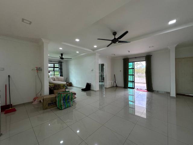 Double Storey Bungalow House Staffield Country Resort, Mantin, Negeri 1