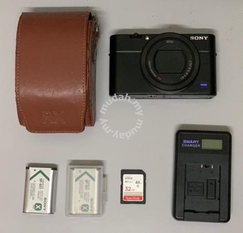 SONY RX100 M3 w/ accessories - Cameras 