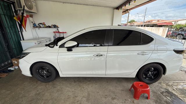 HONDA CITY - 3