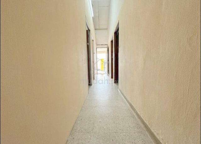 Single Storey Terrace Partial Furnished 8 Bed 3 Bath Jb Town Ciq 1