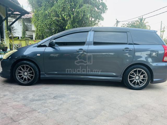 2008/2012Toyota WISH 1.8 X FACELIFT FWD - 3