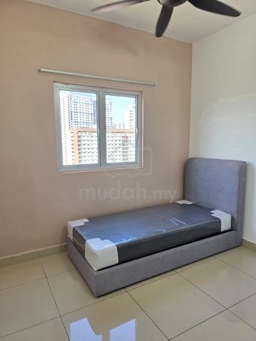 Female Malay Aircond Medium Single Room Maxim Citilights Jalan Sentul 1