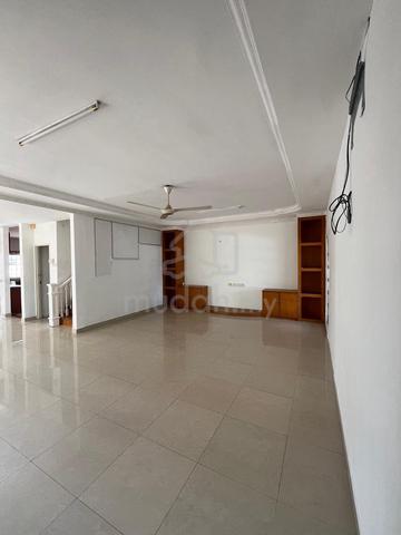 Persiaran Pantai Jerjak 2 Storey Semi D, Taman Sri Nibong for sale 1