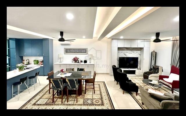 RENOVATED🔥 26x70 NEGO SUPERLINK 2 Storey Sejati Lakeside Cyberjaya 1