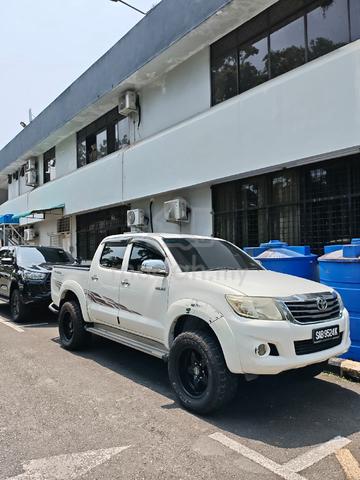 2012 Toyota HILUX 2.5 G VNT MY05 KUN25R FACELIFT - 1