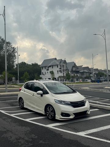 2017 Honda JAZZ gk5 2 angka - 1