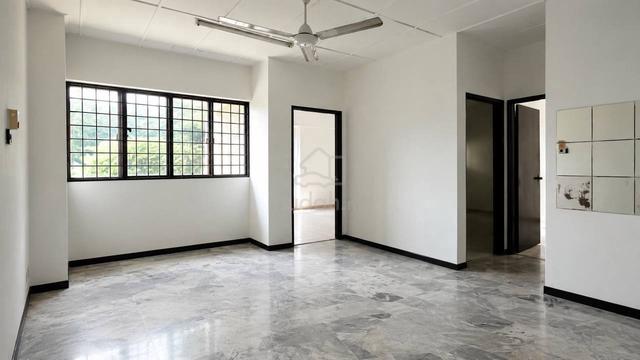 Tasik Heights Apartment 1