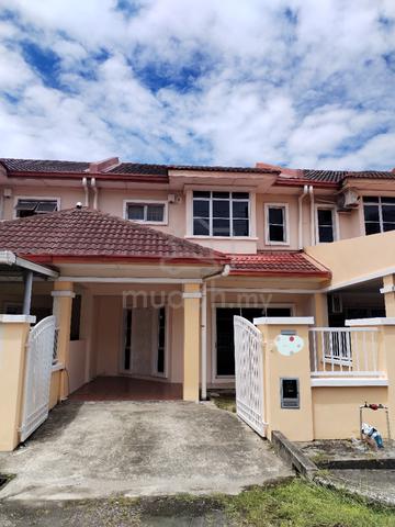 Iramanis Taman Bukit Saujana Double Storey Terrace house FOr Sale 1