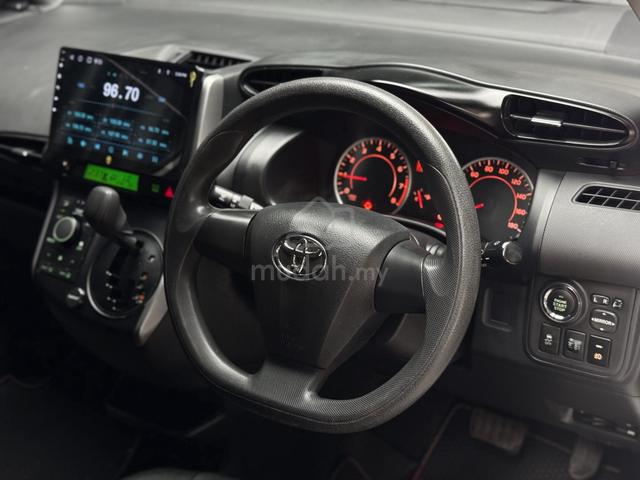 2013 Toyota WISH 1.8 S (Facelift) P/Start 4Disc Br - 3