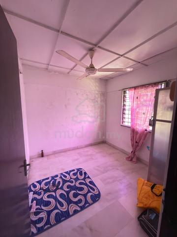 NON SHARING ROOM MALE - Flat Desa Petaling 1