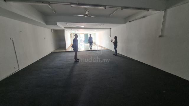 Facing Mainroad Ground Floor Shop Bukit Raja Klang For Rent 1