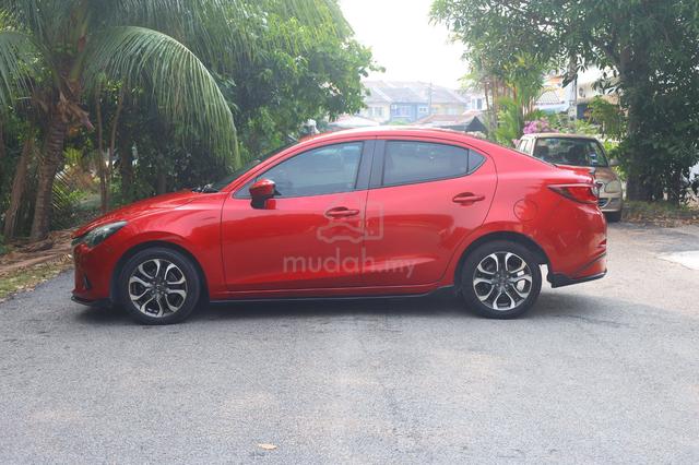 2015 Mazda 2 1.5 SKYACTIV (A) - 1