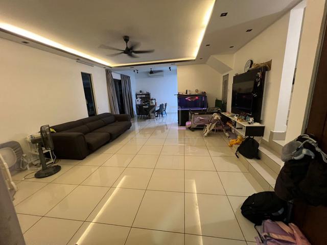 CIQ Perjiranan 15 @ Dato Onn Double Storey Endlot Good Conditon 1