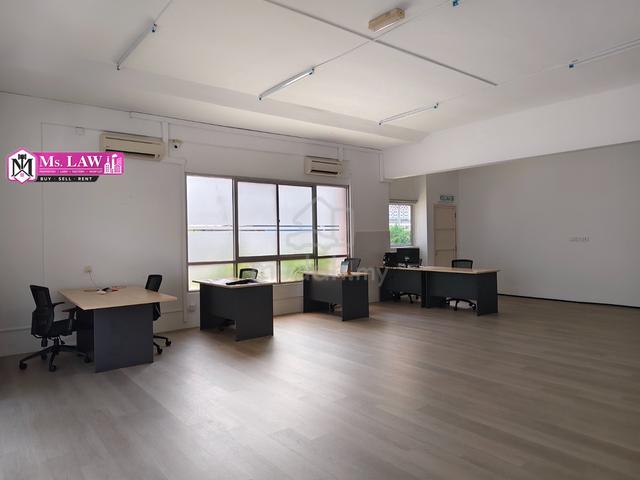 Terrace-Plus @ The One | Ground Floor Corner Office Unit For Rent 1