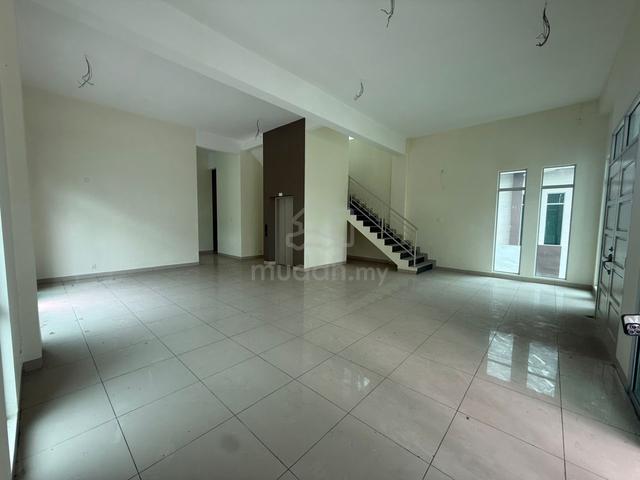 Private Lift ROYALE HEIGHTS @Taman Lembah Indah Bukit Minyak Bungalow 1