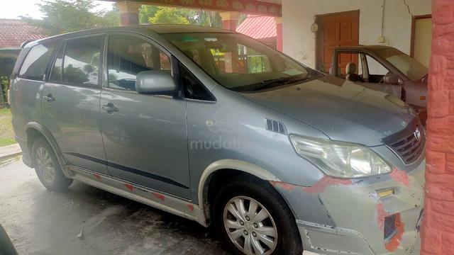 2014 Toyota INNOVA 2.0 E (A) - 3