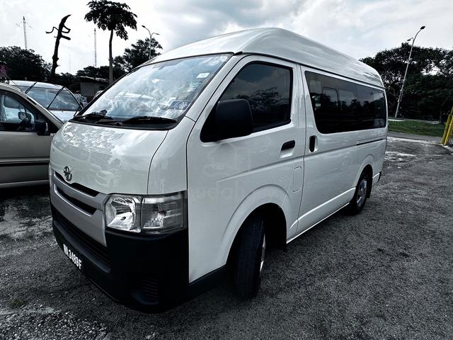Toyota HIACE 2.5 FACELIFT (M)HIGH ROOF 1Owner only - 3