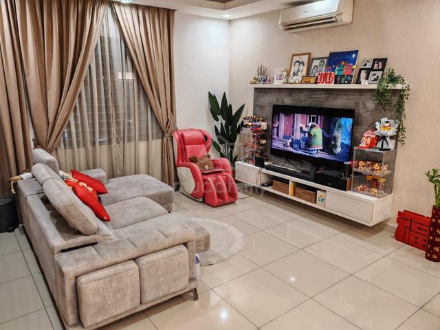 Selangor Puchong South Leasehold 2-Storey Terraced House For Sale 1