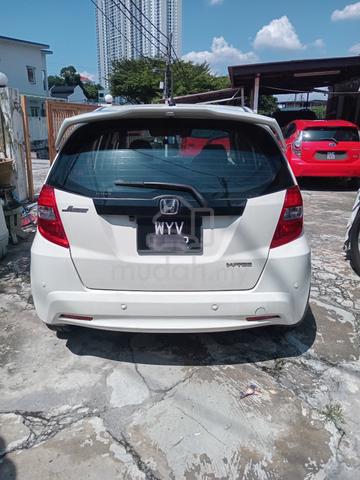 Honda Jazz 1.5(A) GE8 V-Tec Facelift 2013 - 2