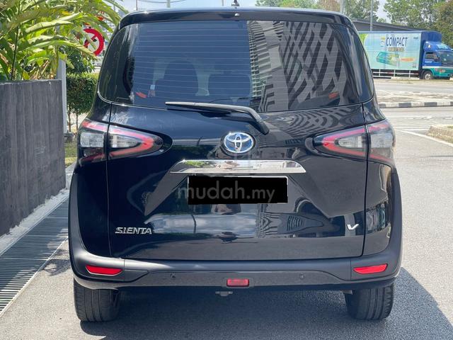 REG18 Toyota SIENTA 1.5 V (A) 7 SEAT MPV, 2 P/DOOR - 5