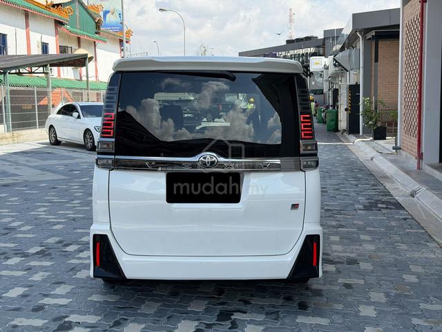 2018 Toyota VOXY 2.0 ZS GR KIRAMEKI (A) - 5