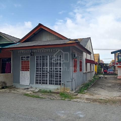 Rumah Teres 1 Tingkat Untuk Dijual. 1