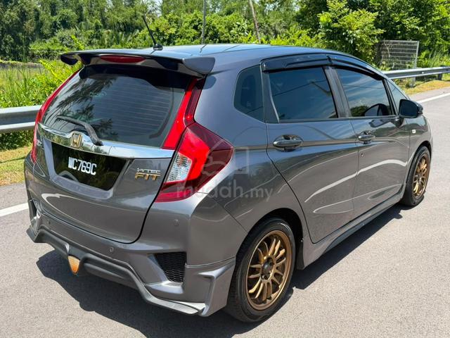 2015 Honda JAZZ 1.5 V MY2014 (A) - 2