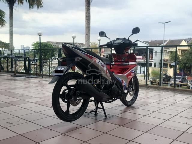 2023 Yamaha LC135 Fi V8 (Very Sporty) Boleh Cash - photo 5 of 10
