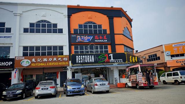 Corner Shop at Pusat Perdagangan Seri Kembangan PSK For Rent 1
