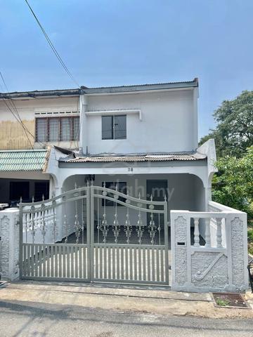 Taman Air Biru, Pasir Gudang, Fully Renovation, Johor 1