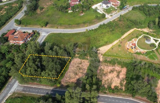 Tanah Lot Banglo Freehold Bayu Lakehomes, N9 untuk dijual!! 1