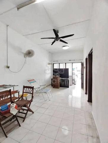 Taman Universiti Skudai 20x65 Well Maintained Unit 3