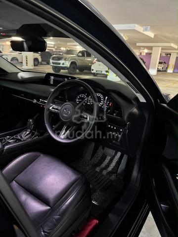 2019 Mazda 3 2.0 SEDAN HIGH PLUS SKYACTIV-G (CBU) - 4