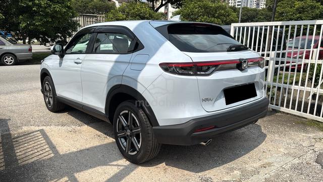 *25K KM* FULL SVC 2025 Honda HR-V 1.5 E - 3