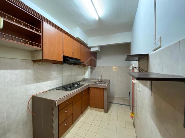 Apartment Sri Puteri 1