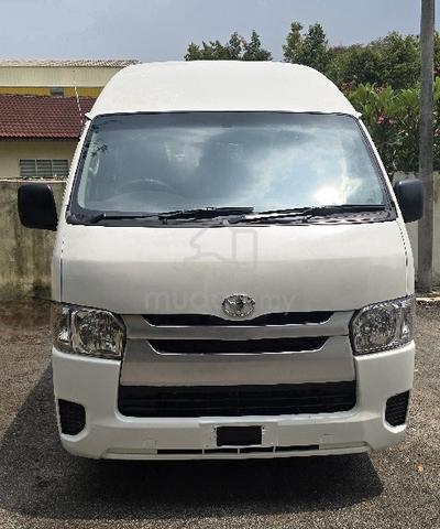 Toyota Hiace Petrol For Sale - 1