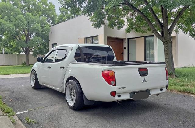 2013 Mitsubishi TRITON 2.5 LITE (M) LOWRIDER - 2