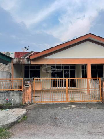 Rumah Open Facing Taman Desa Cinta Sayang 1
