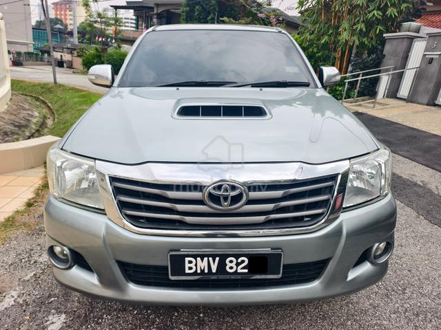 2014 Toyota HILUX 2.5 G VNT MT TURBO D/CAB 4x4 - 1