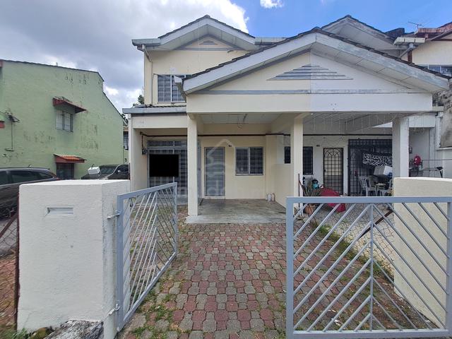Taman Saga 2 sty Terrace House , Ampang KL near Saga Hill 1