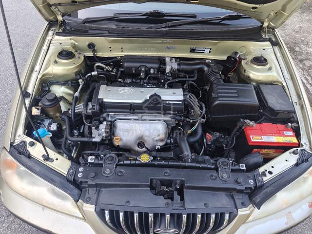 2004 Hyundai ELANTRA 1.8 (A) - 4