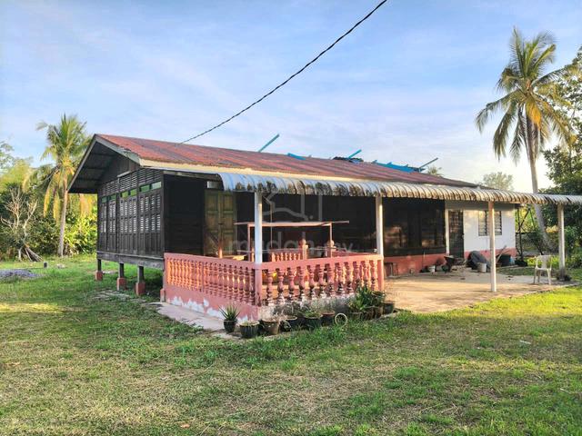 Tanah bersama rumah kampung, KG PADANG LATI, PERLIS 1