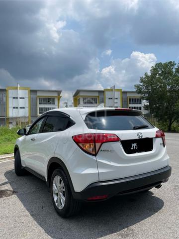 2015 HRV V 1 owner sahaja no repair needed just go - 5