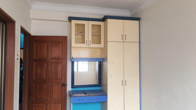 Taman wawasan puchong , 2 storey terrace house , gated n guarded, nice 1