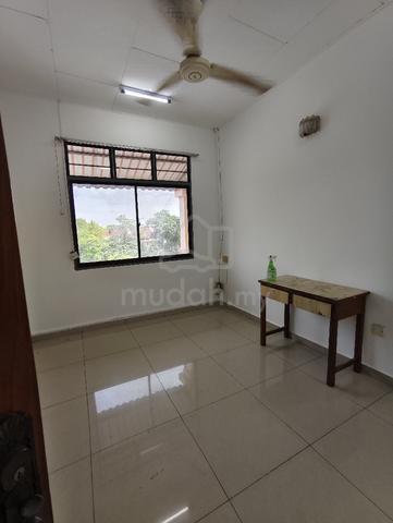 Kelisa Apartment 1