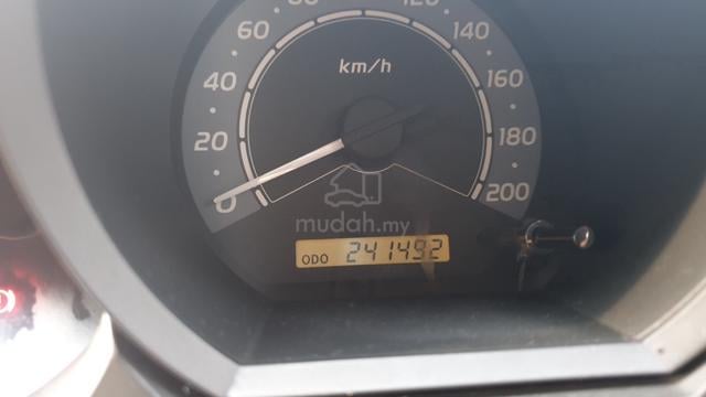 2006 Toyota HILUX 2.5 G MY05 KUN25R (A) - 4