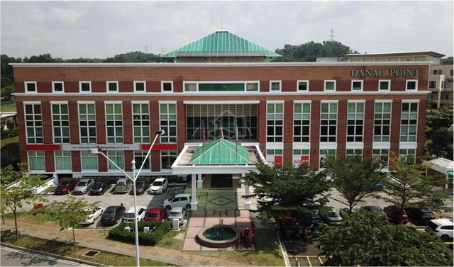 Freehold 4 Storey Building Precint 16 Putrajaya 1